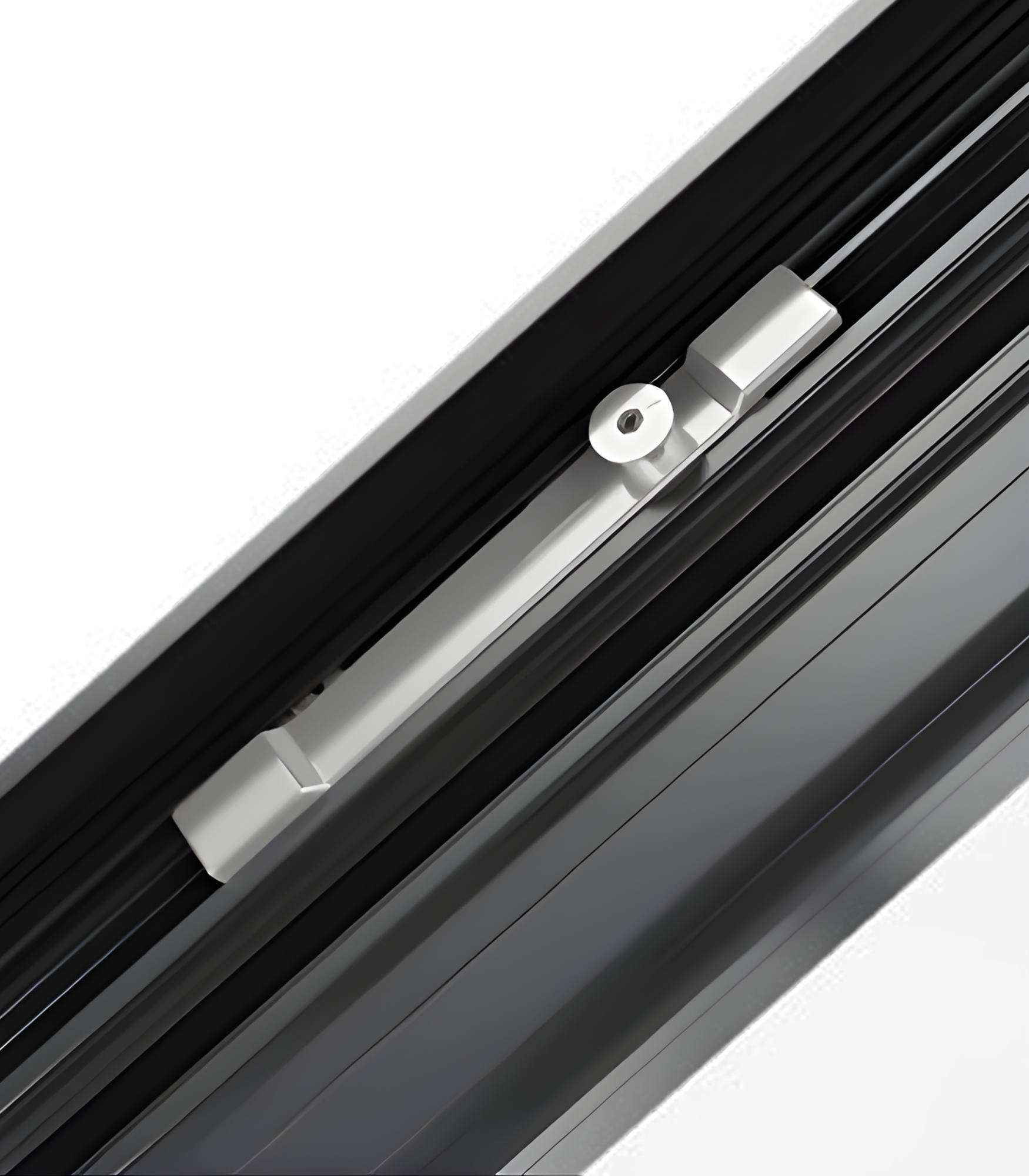 VLX 80 Awning Window in Pasadena, CA | Lightwell Windows Pasadena - detail 4
